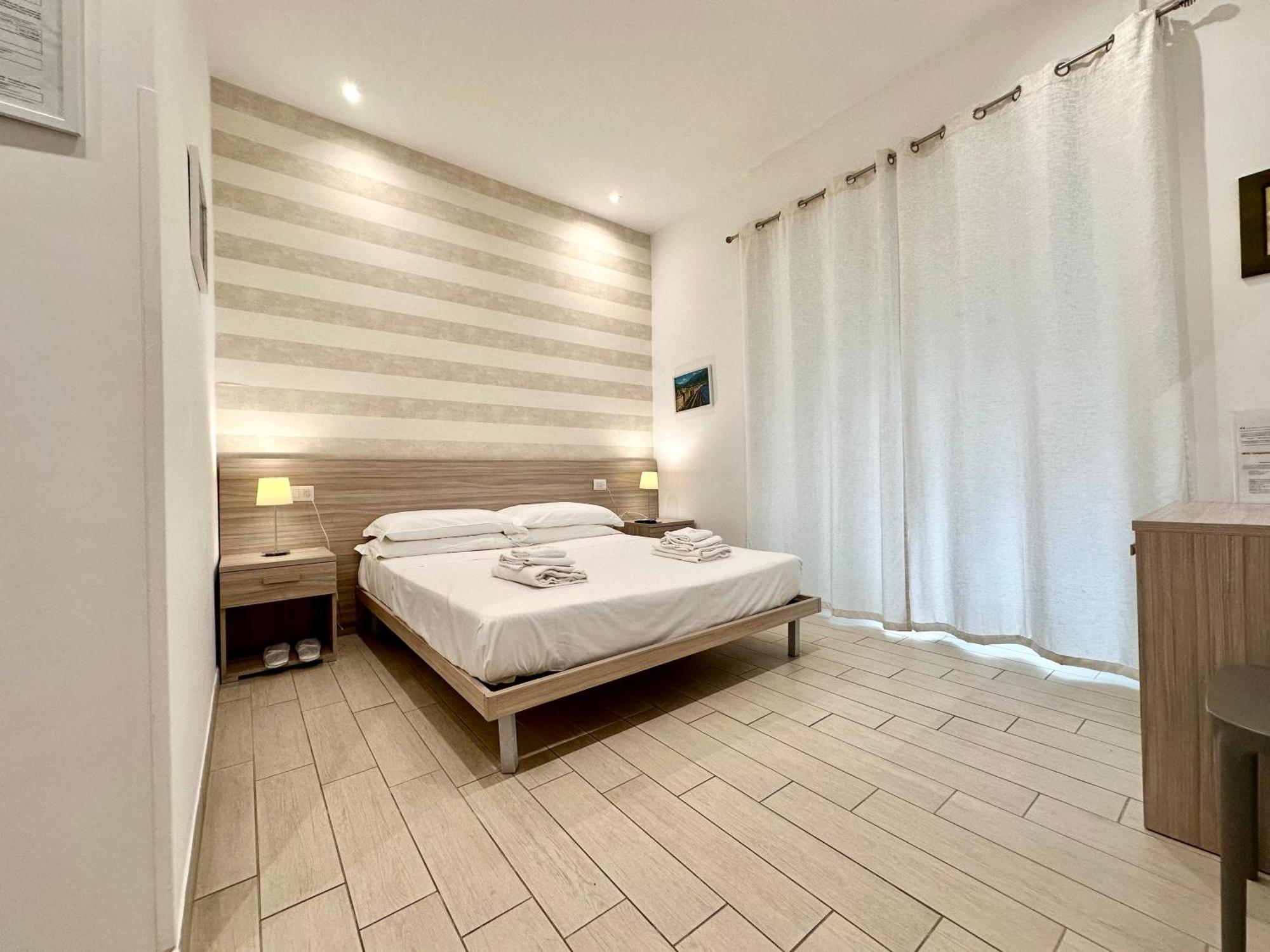lungomare rooms Castellammare di Stabia Zimmer foto